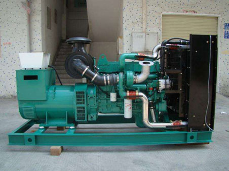雁塔1100kw康明斯柴油发电机组图片 雁塔1100kw康明斯柴油发电机组图片